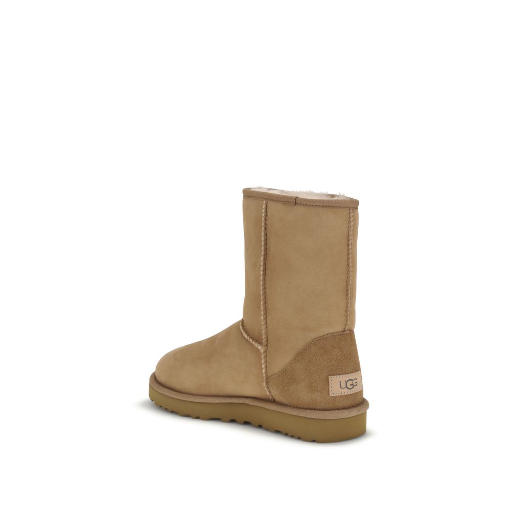 Classic Short II Boots UGG