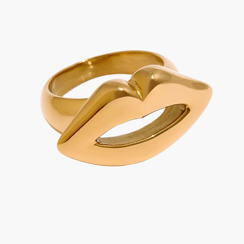 Buella Chunky Gold Lips Ring rings Shopella