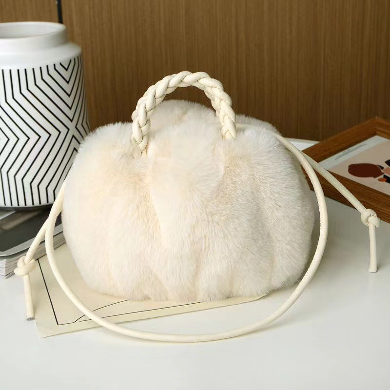 Plush Versatile Handbag Women's Pleated Cloud Bag Dropshipman Beige