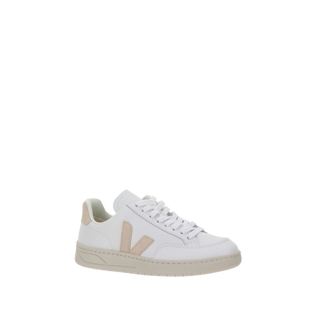 V-12 Sneakers Veja