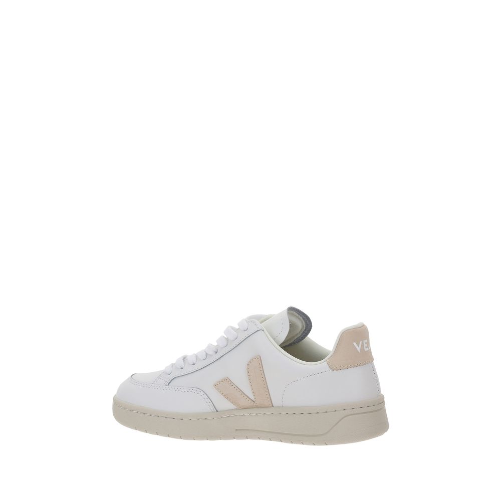 V-12 Sneakers Veja