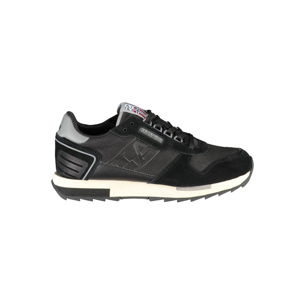 Elevate Your Sneaker Game with Contrasting Laces Napapijri