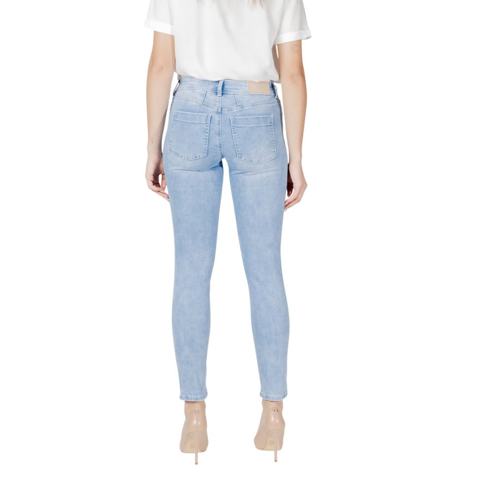 Light Blue Cotton Slim Fit Jean Street One