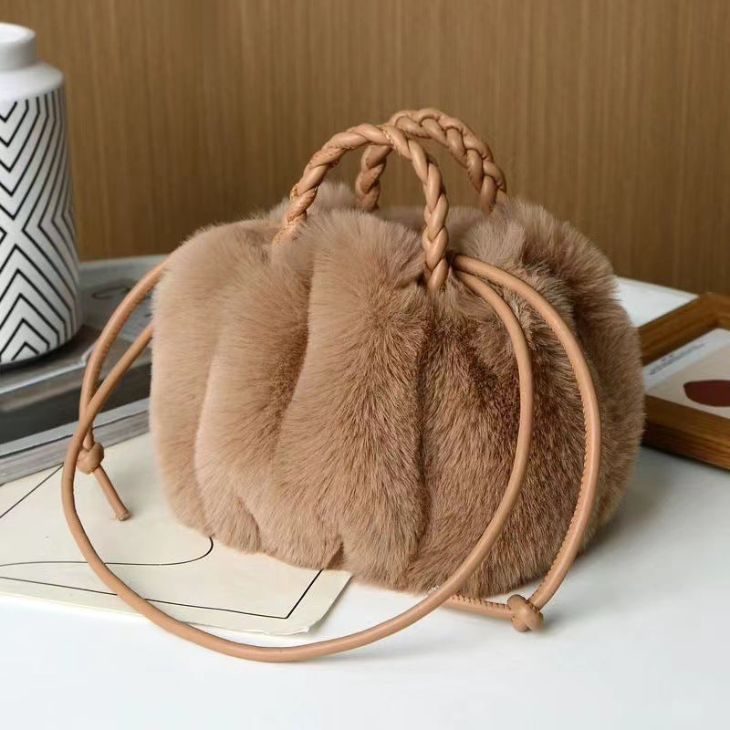 Plush Versatile Handbag Women's Pleated Cloud Bag Dropshipman Deep Coffee